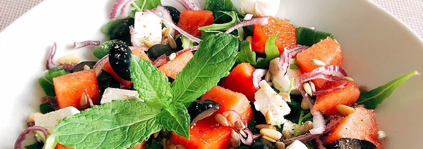 Sałatka z arbuzem
