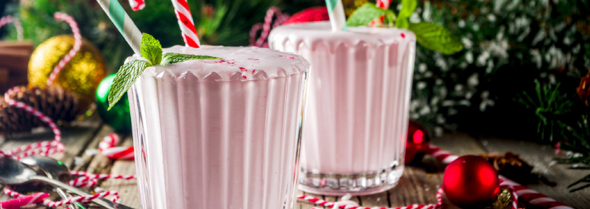 Świąteczny shake truskawkowy